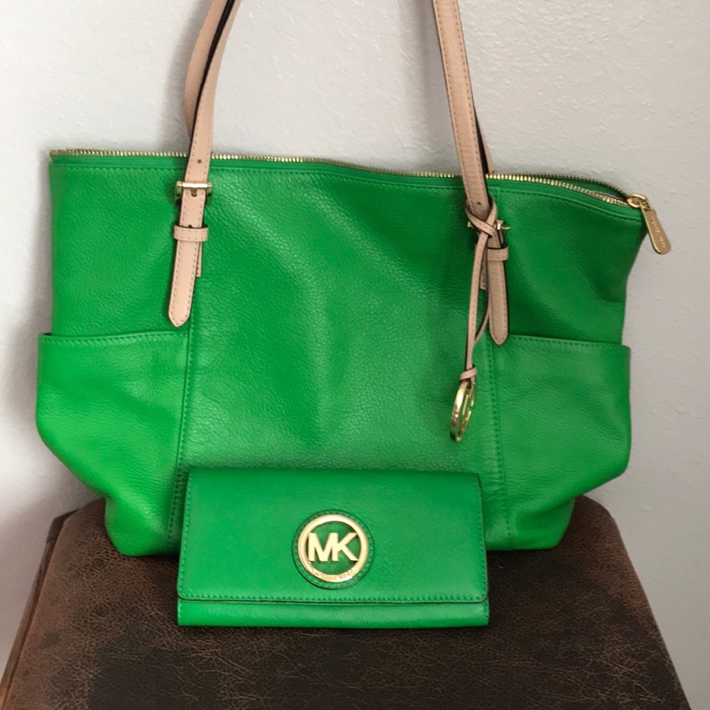 🚨SALE🚨💝Michael Kors Matching Set💝
